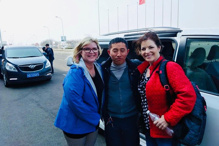 Private Airport Transfer: Yangshuo Hotel to Guilin Liangjiang Airport