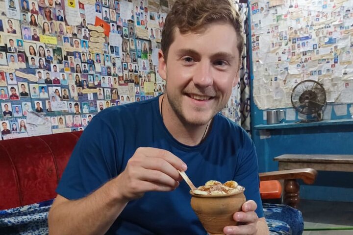 Varanasi Street Food Crawl (2 Hours Guided Food Tasting Tour)
