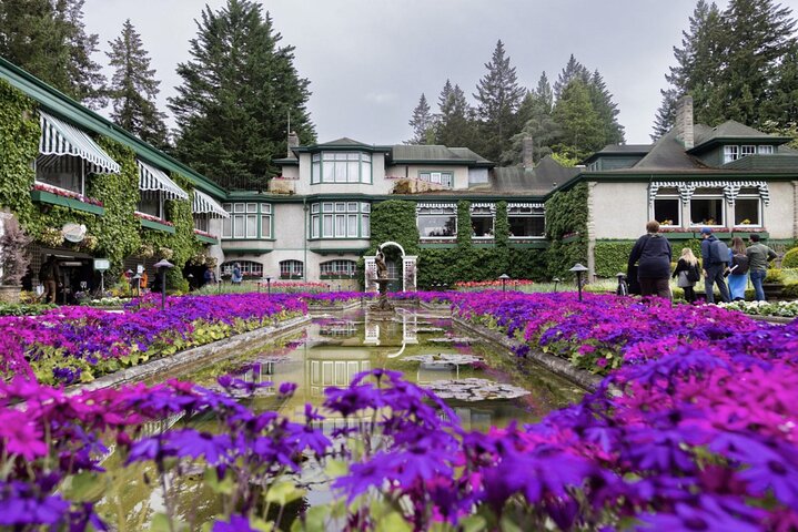 Experience Victoria and Butchart Gardens Premium Tour