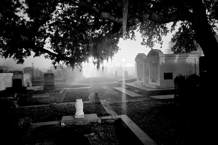 After Dark Haunted New Orleans City and Cemetery Bus Tour