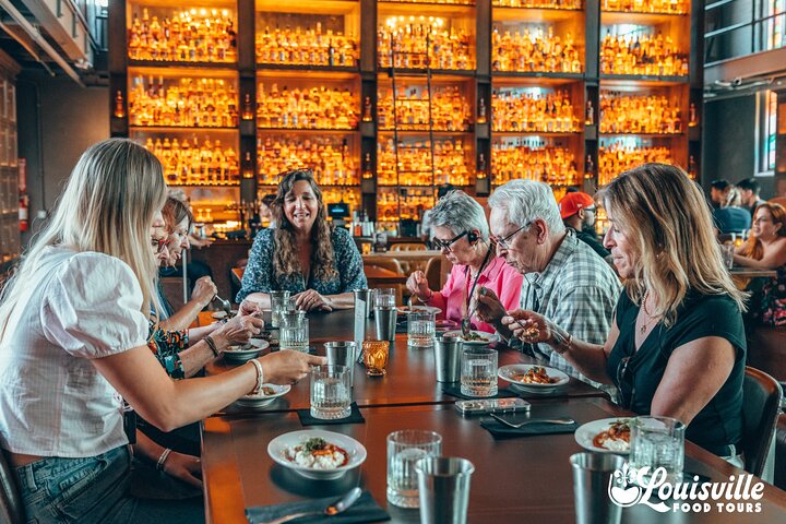 Private Louisville Food Tour with Food Tastings, Drinks & History