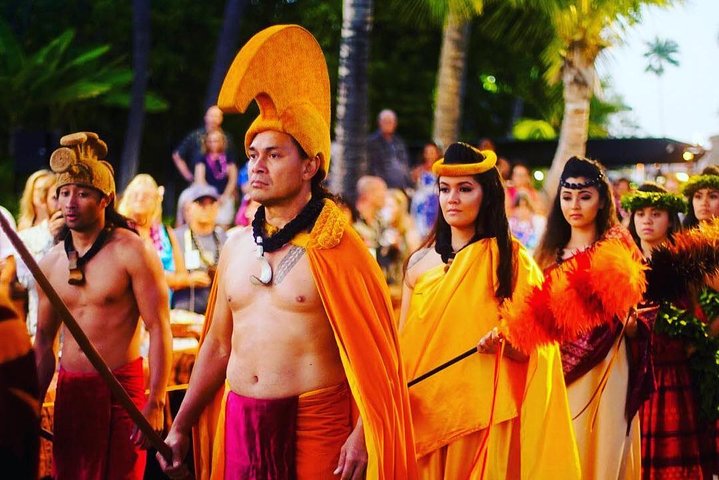 Big Island: Island Breeze Luau
