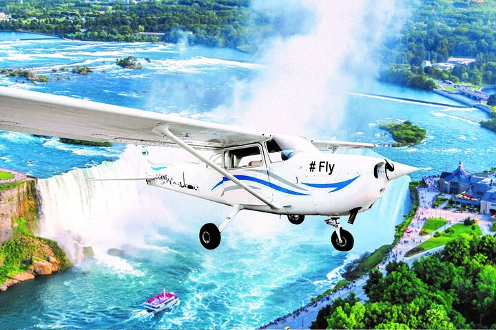 Niagara Falls Breathtaking Aerial Tour on Plane with iflyTOTO