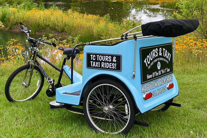 Hi-5 Rickshaw Tour Traverse City – First Thing You MUST Do in TC!