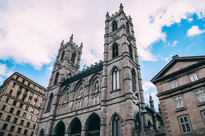 The Essential 101 Non-Touristy Walking Tour by Spade & Palacio