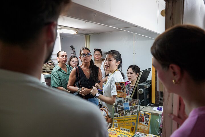 Dark Side of Hong Kong – Kowloon Caged Homes Walking Tour