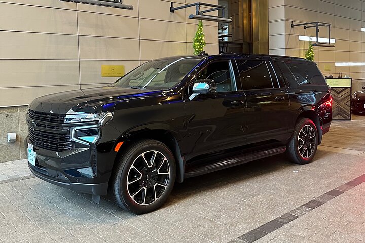 Private Chauffeured Whistler Transfer (Whistler to Vancouver/YVR)