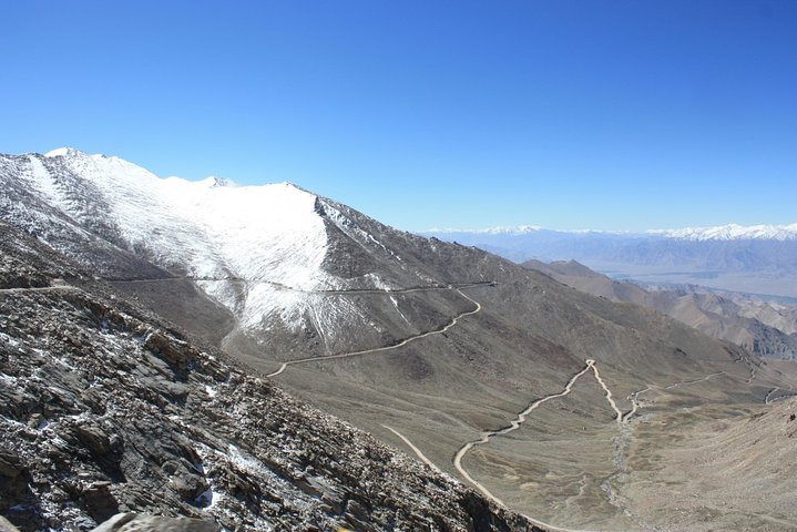 Leh to Nubra Valley Private Tour