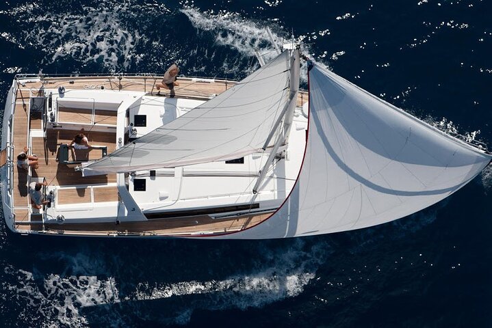 JFarwell Adventure Yacht Sailing in the Halifax Harbour