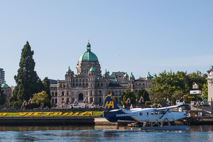 Vancouver to Victoria Seaplane Adventure & Return via Bus & Ferry