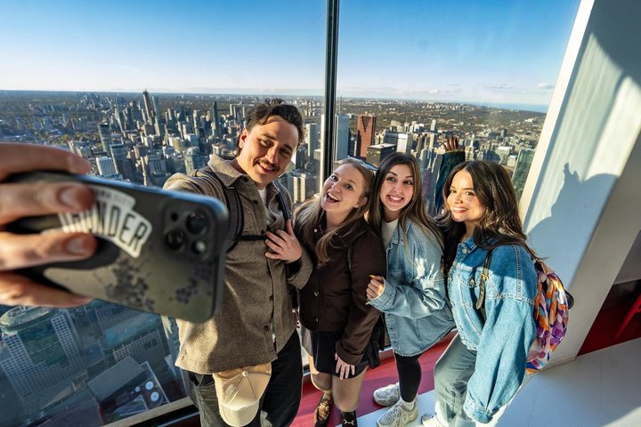 Toronto Premium Driving Tour with CN Tower & Boat Cruise