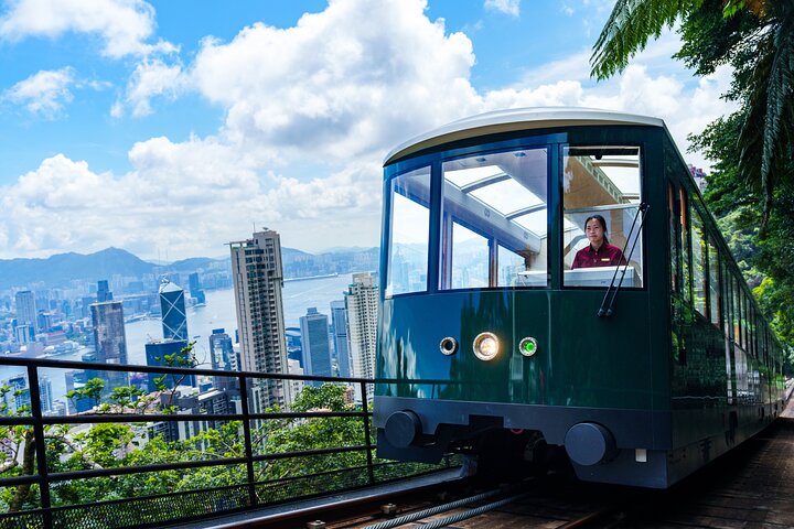 Hong Kong Peak Tram and Sky Terrace 428 Tickets (Optional)