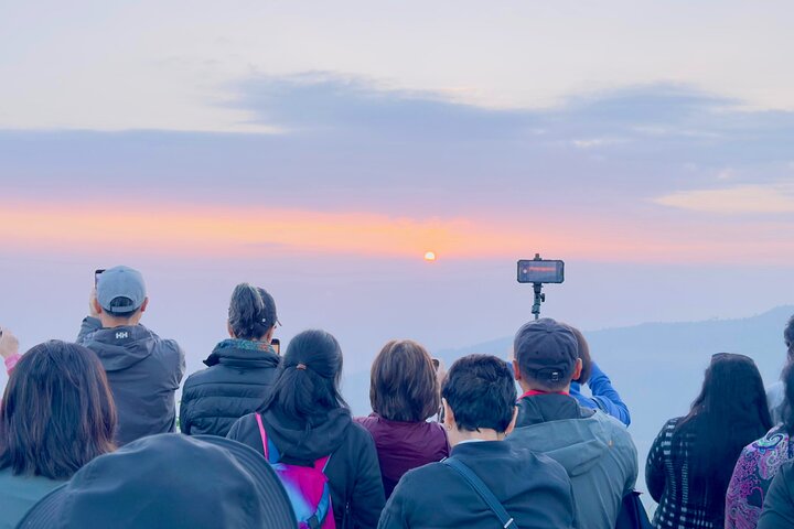 Nagarkot Sunrise View & Day Hiking with Lunch – Private/Group