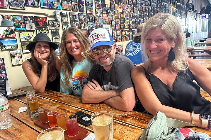 Fort Worth BBQ & Brews Tour w/Transportation – Cowtown Tour Co.